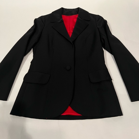 Fitted, Flattering Black Jacket - Picture 1 of 3